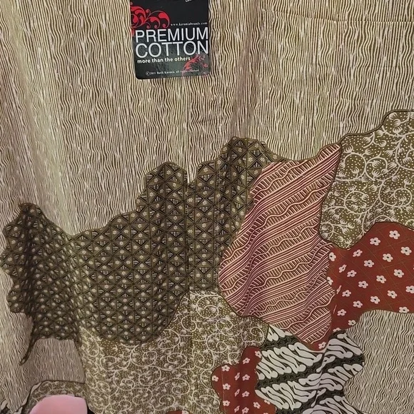 K Karunia Patchwork Short Sleeve Shirt - Picture 7 of 10